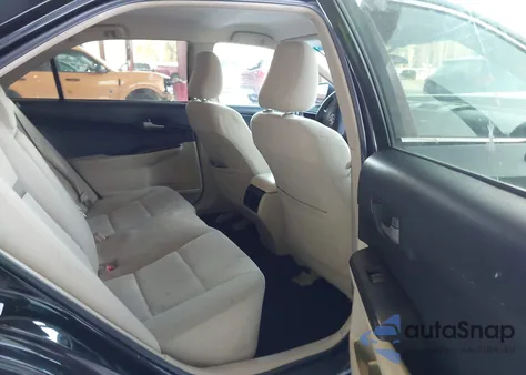 2013 Toyota Camry Le z USA, uszkodzony, nr VIN 4T4BF1FK4DR297795